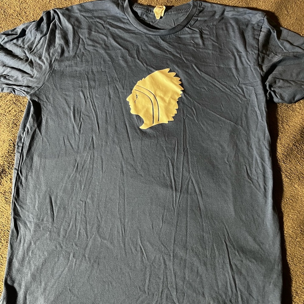 Lake Martin Alabama t-shirt - Size L